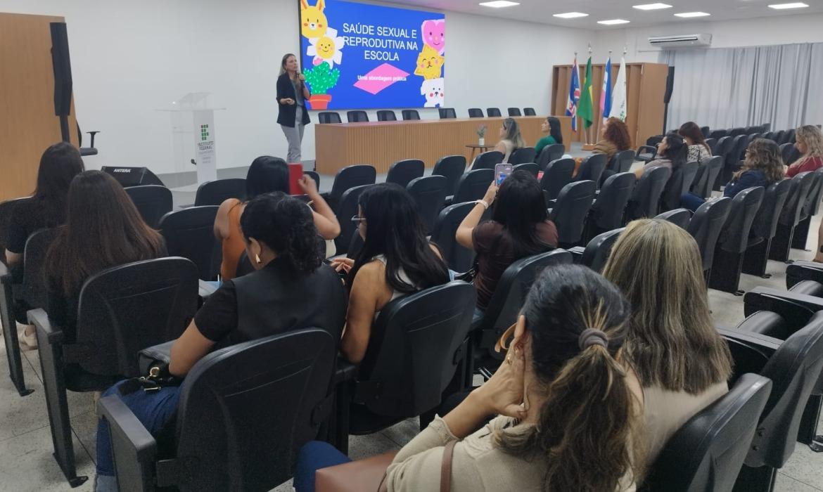 Saúde Sexual e Reprodutiva é tema do oitavo encontro do Programa Saúde na Escola (PSE)