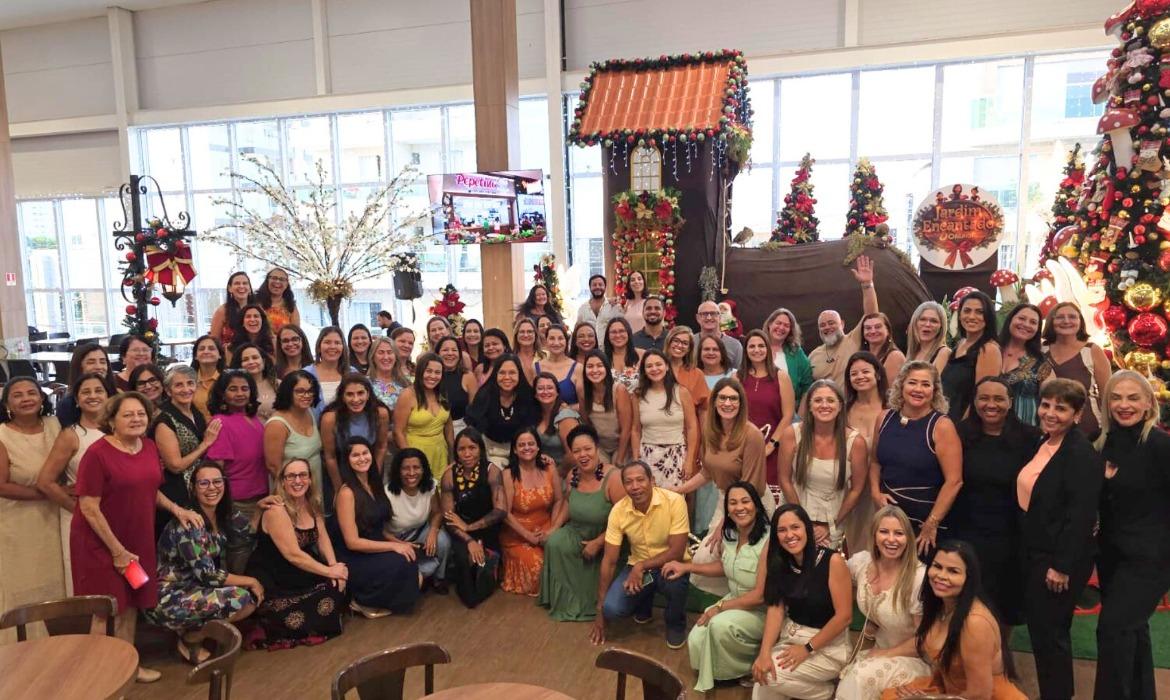 Diretores Escolares da Rede Municipal de Ensino são homenageados em data celebrativa