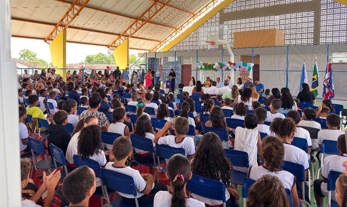 Quadra poliesportiva e novas salas de aula da Emefti Honório Nunes de Jesus são inauguradas