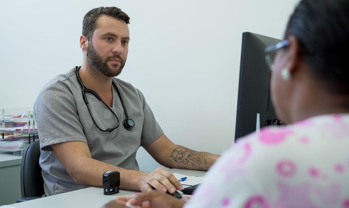 Você sabia? Cancelar consultas e exames do SUS com antecedência pode reduzir filas da Saúde