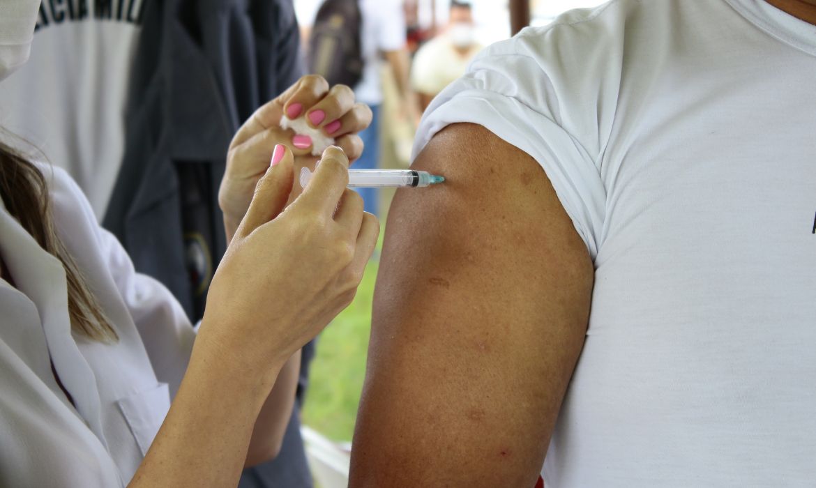 Vacina bivalente contra Covid-19 começa a ser aplicada em Aracruz nesta quarta-feira (01/03)