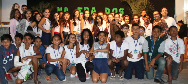 Alunos da EMEF Paulo Freire promovem grande exposição sobre a era dos dinossauros