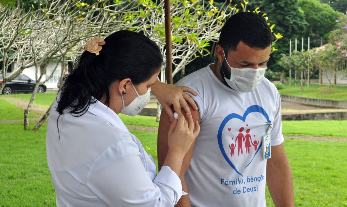 Médico cubano já está atendendo em Vila do Riacho