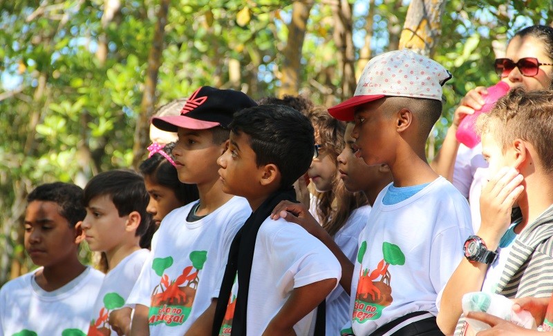 Pensando no futuro: Alunos da rede municipal aprendem a preservar manguezais 